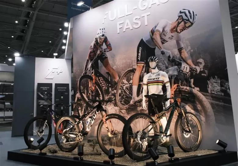 巨大集團四大品牌齊聚台北國際自行車展，「Beyond Every Ride 騎拓新境」，展現跨世代騎行創新